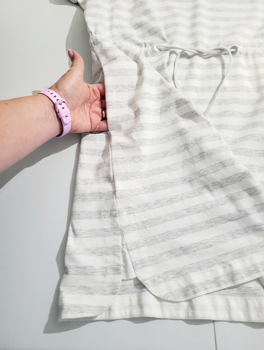 Tommy Bahama Striped Drawstring Dress Medium White Gray Cotton Blend Pockets - Picture 11 of 11